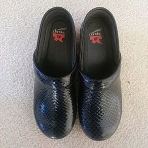 Women's Dansko XP clogs